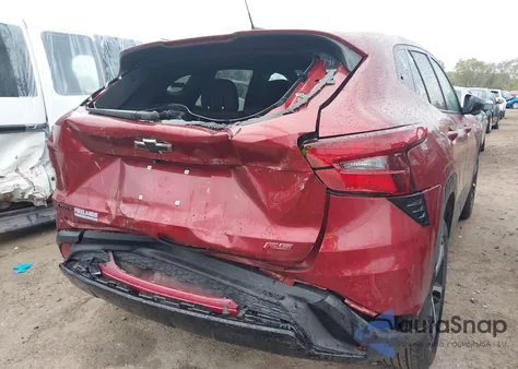 2024 Chevrolet Trax Fwd 1Rs z USA, uszkodzony, nr VIN KL77LGE28RC008462